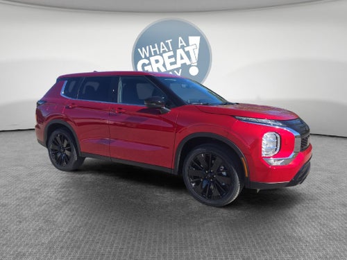 2026 Mitsubishi Outlander LE