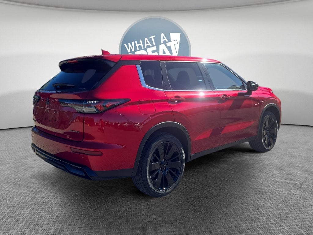 2026 Mitsubishi Outlander LE
