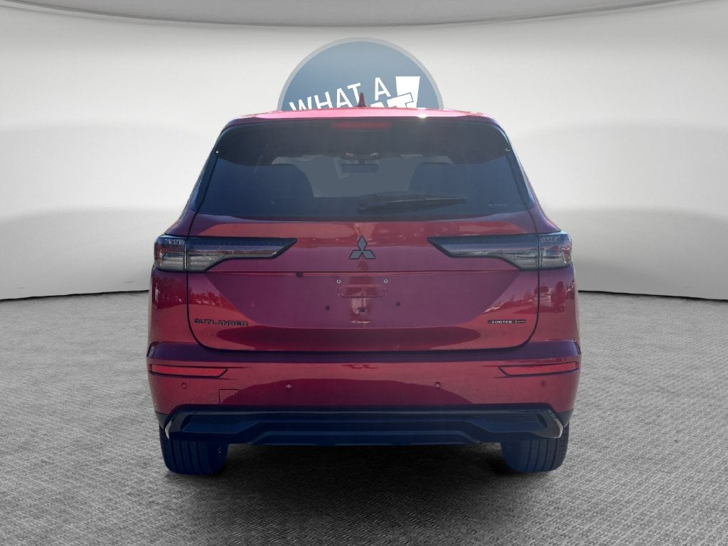 2026 Mitsubishi Outlander LE