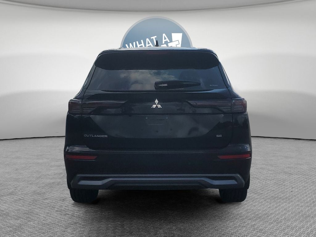 2026 Mitsubishi Outlander SE