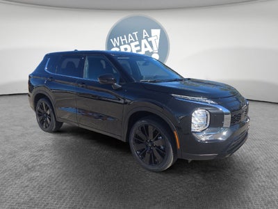 2026 Mitsubishi Outlander LE