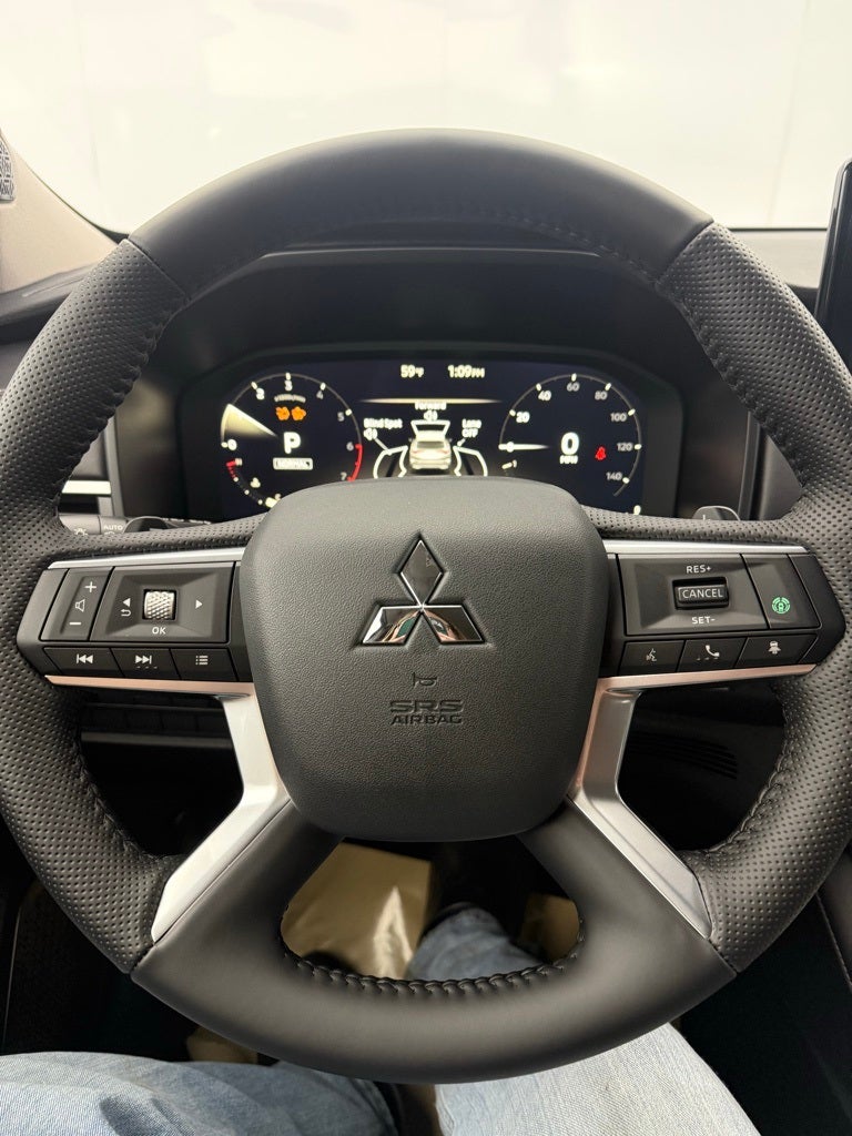 2025 Mitsubishi Outlander SEL
