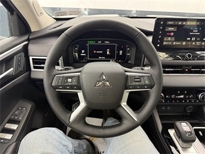 2025 Mitsubishi Outlander SEL