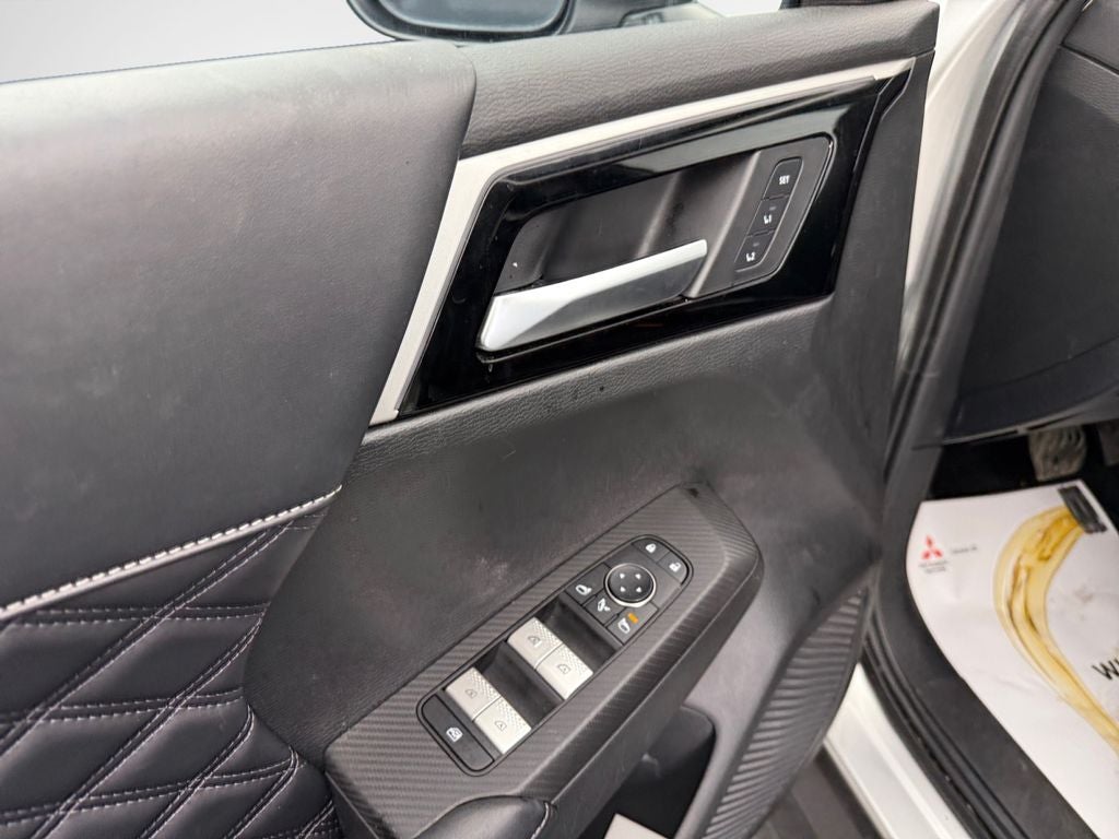 2024 Mitsubishi Outlander SEL