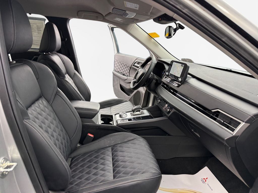 2024 Mitsubishi Outlander SEL