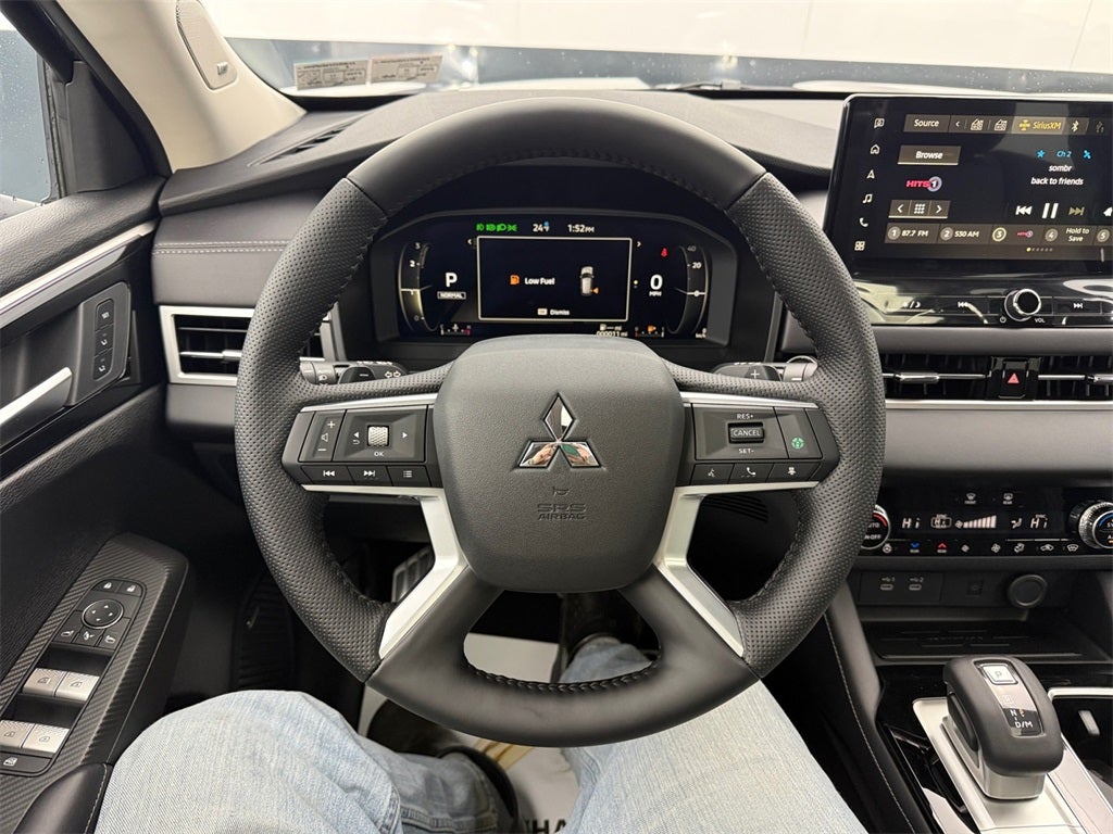 2025 Mitsubishi Outlander SEL