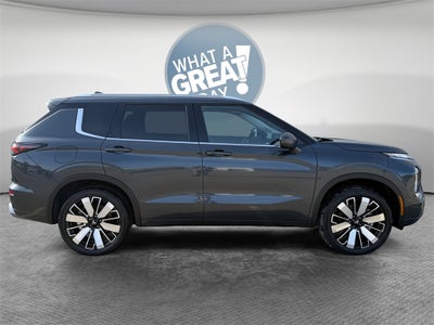2025 Mitsubishi Outlander SEL