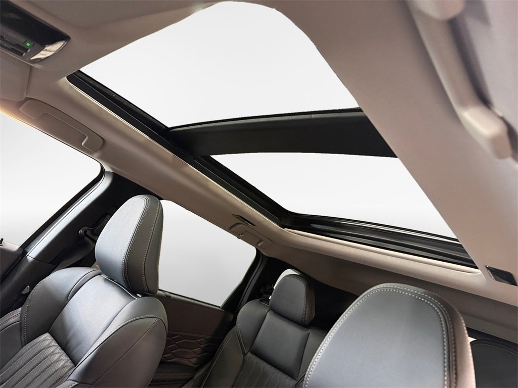 2025 Mitsubishi Outlander SEL