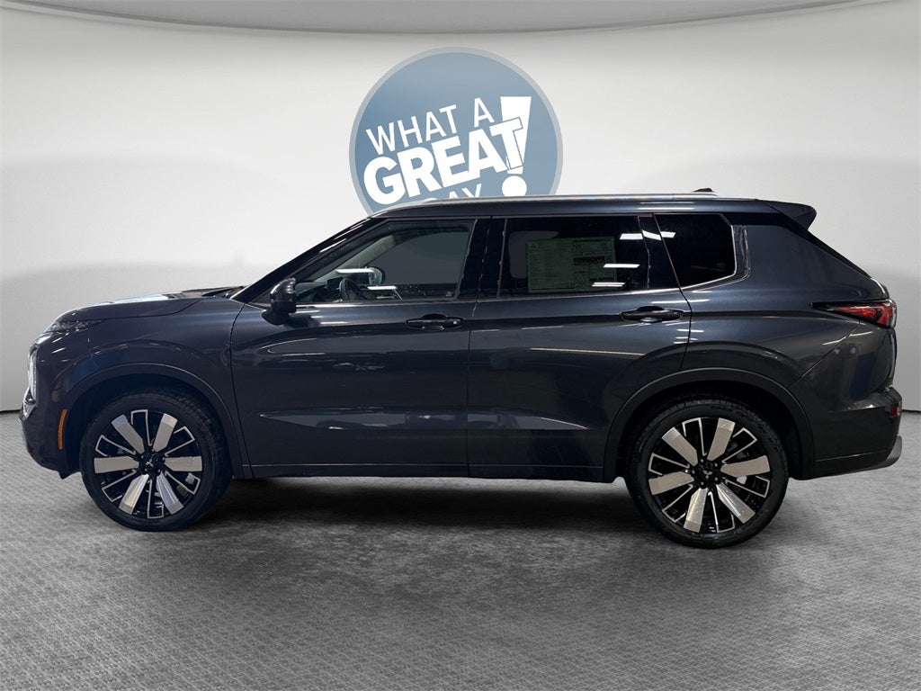 2025 Mitsubishi Outlander SEL