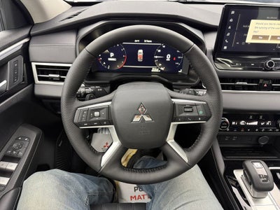 2026 Mitsubishi Outlander SEL