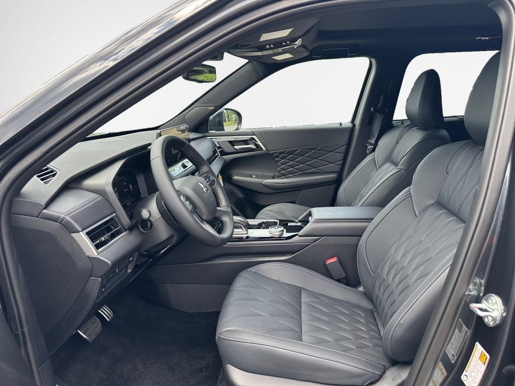 2026 Mitsubishi Outlander Black Edition