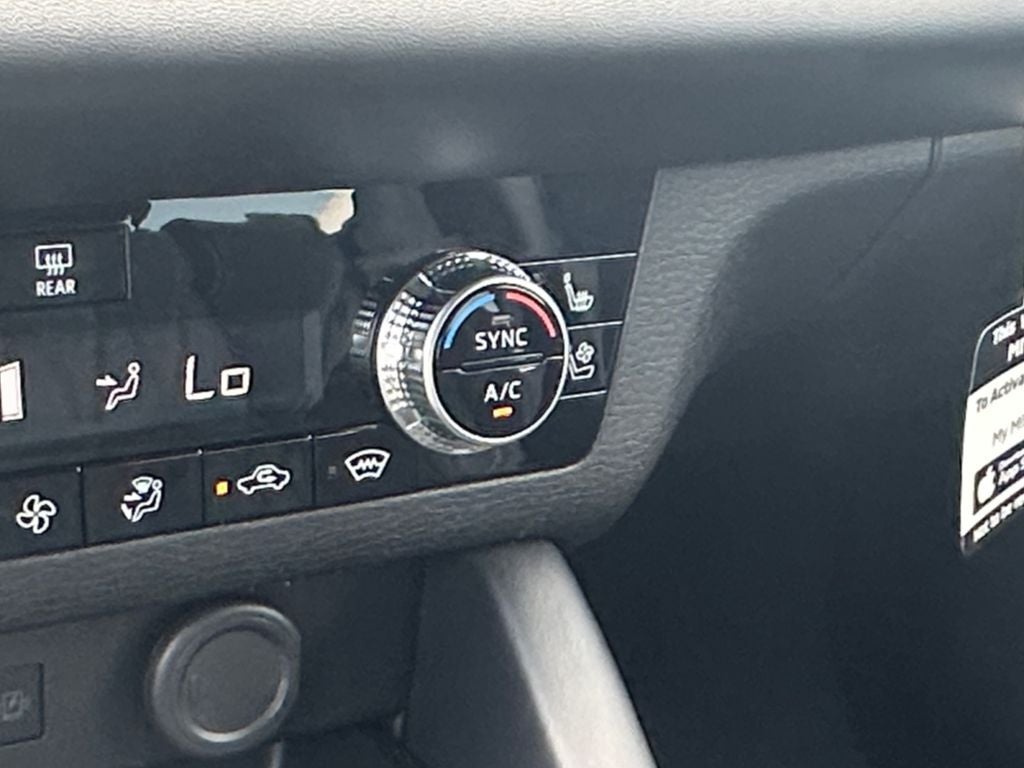 2026 Mitsubishi Outlander Black Edition