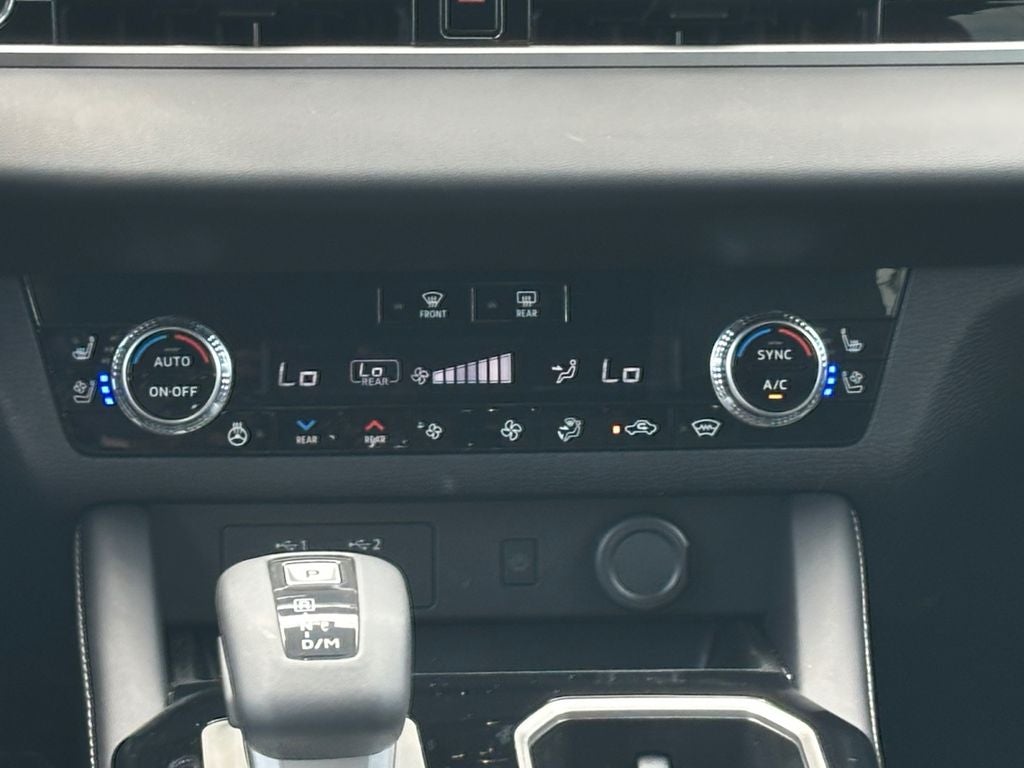 2026 Mitsubishi Outlander Black Edition