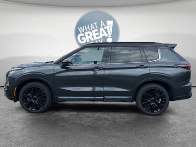 2026 Mitsubishi Outlander Black Edition