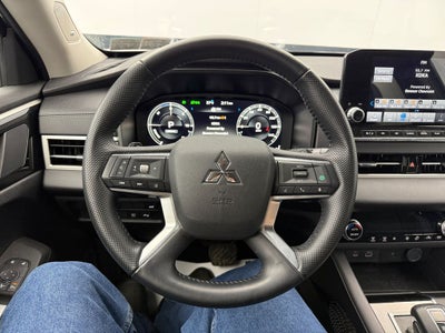 2024 Mitsubishi Outlander PHEV SE