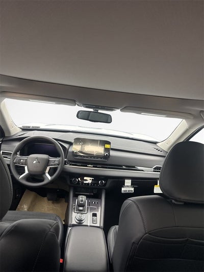 2025 Mitsubishi Outlander PHEV SE