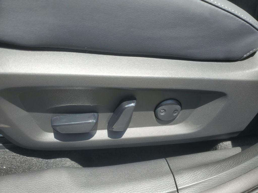 2026 Mitsubishi Outlander PHEV SE