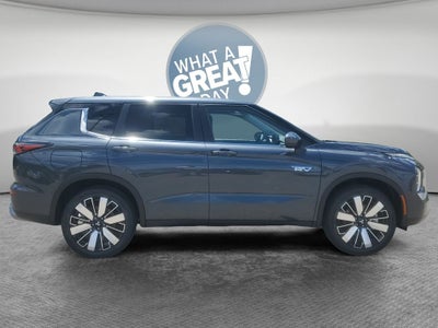 2026 Mitsubishi Outlander PHEV SE