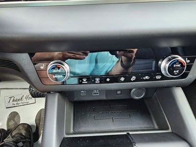 2025 Mitsubishi Outlander PHEV Base