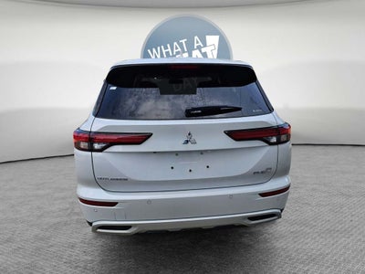 2025 Mitsubishi Outlander PHEV Base