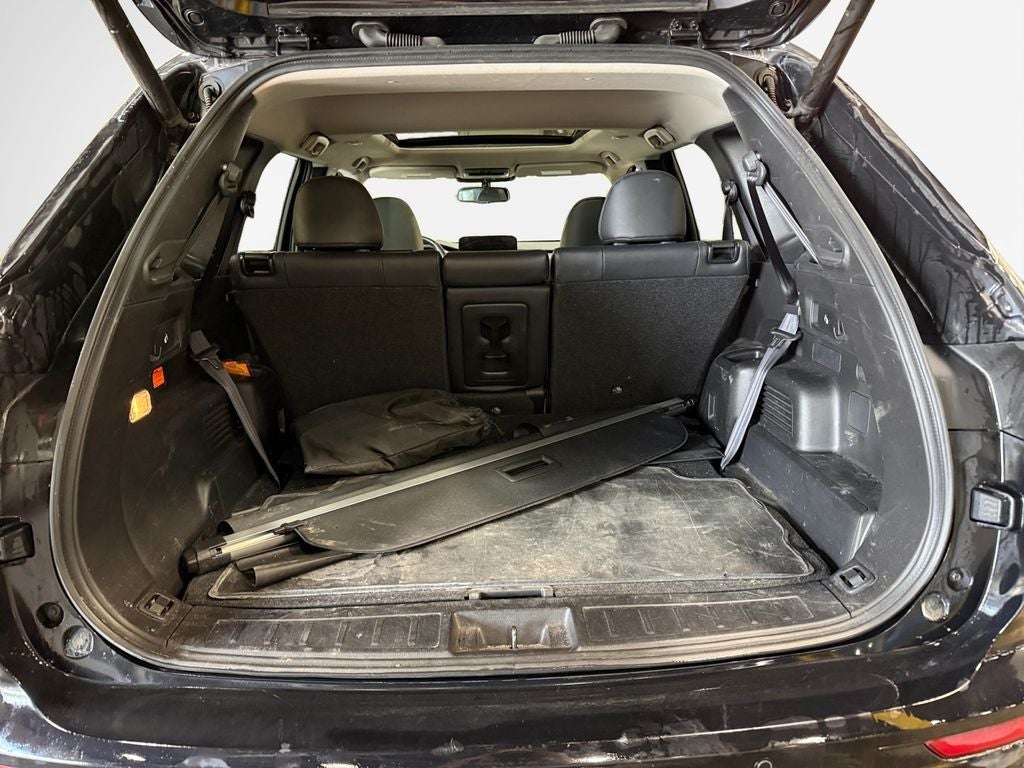 2025 Mitsubishi Outlander PHEV SE