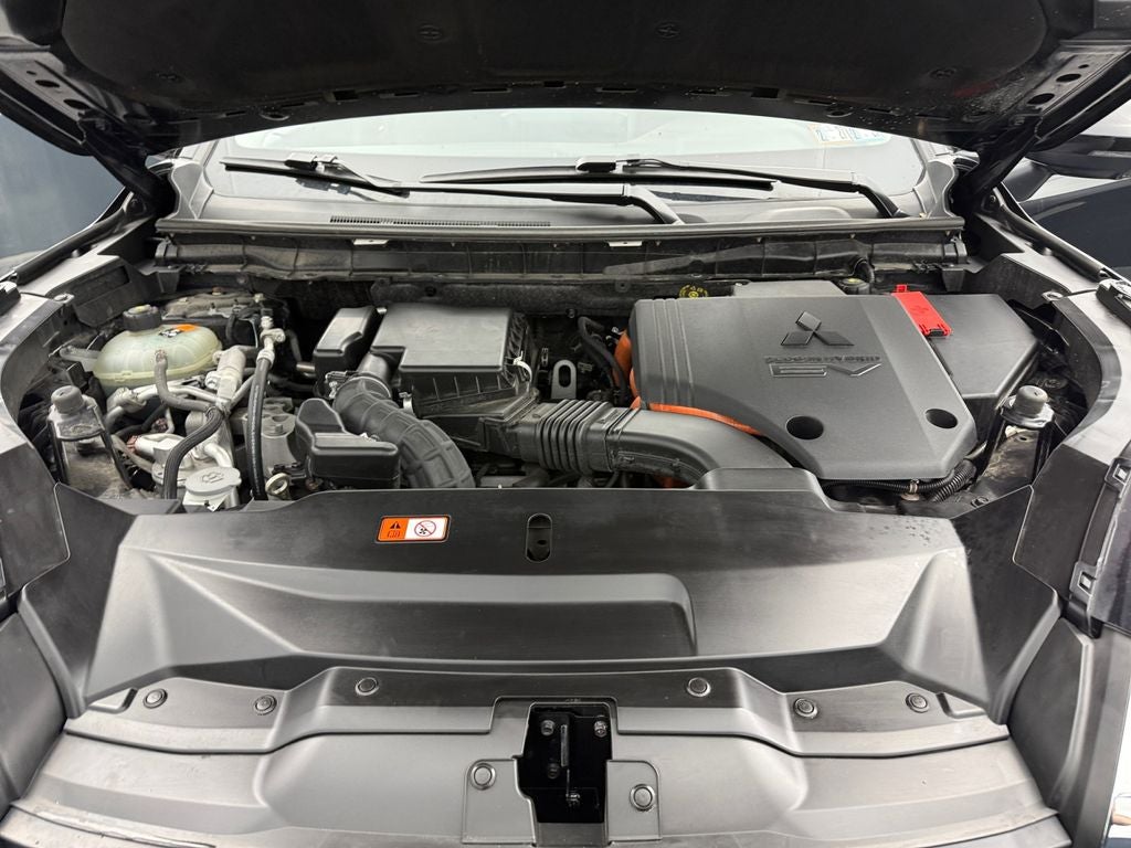 2025 Mitsubishi Outlander PHEV SE