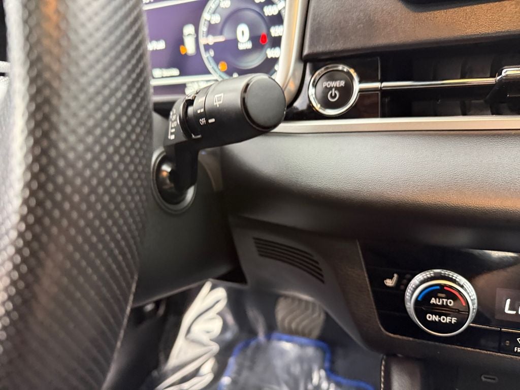 2025 Mitsubishi Outlander PHEV SE