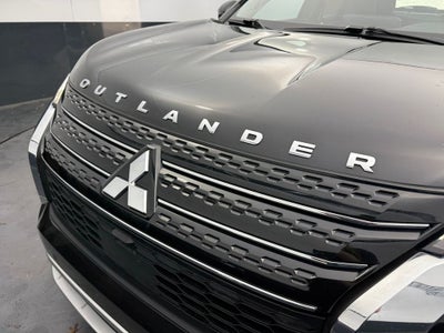 2025 Mitsubishi Outlander PHEV SE