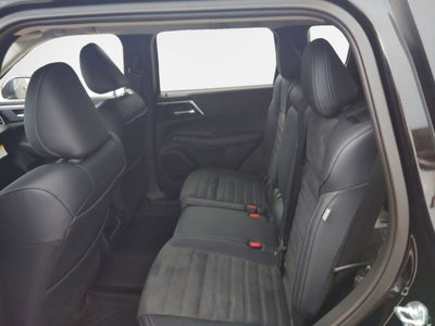 2025 Mitsubishi Outlander PHEV SE