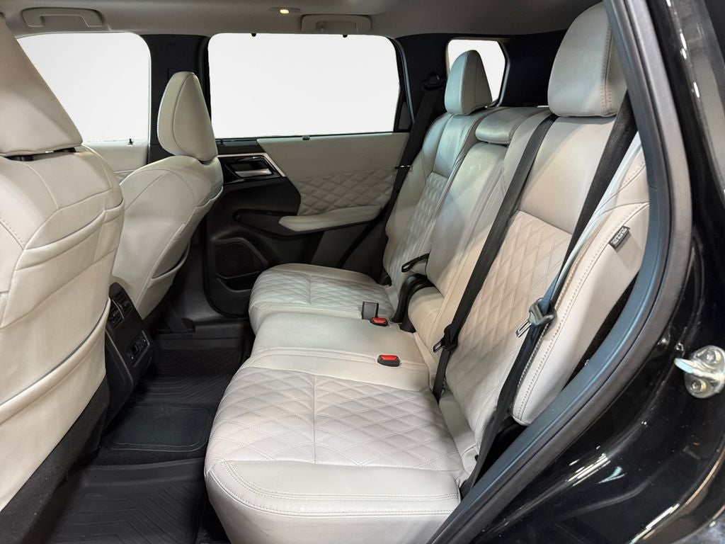 2023 Mitsubishi Outlander PHEV SEL