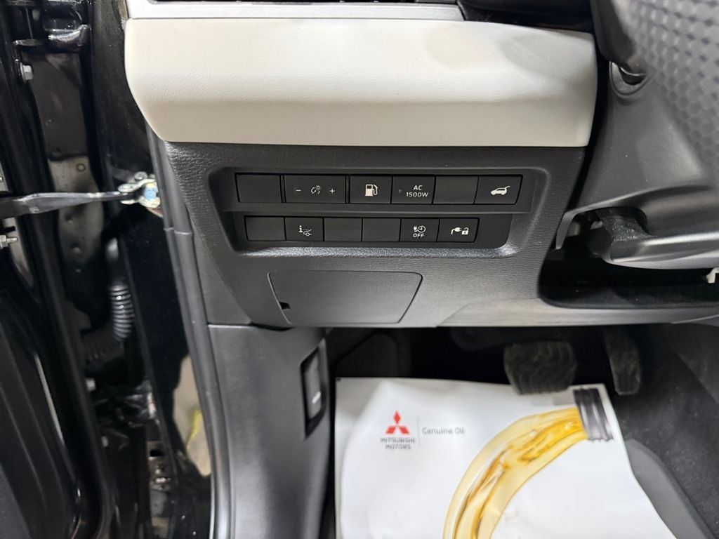 2023 Mitsubishi Outlander PHEV SEL