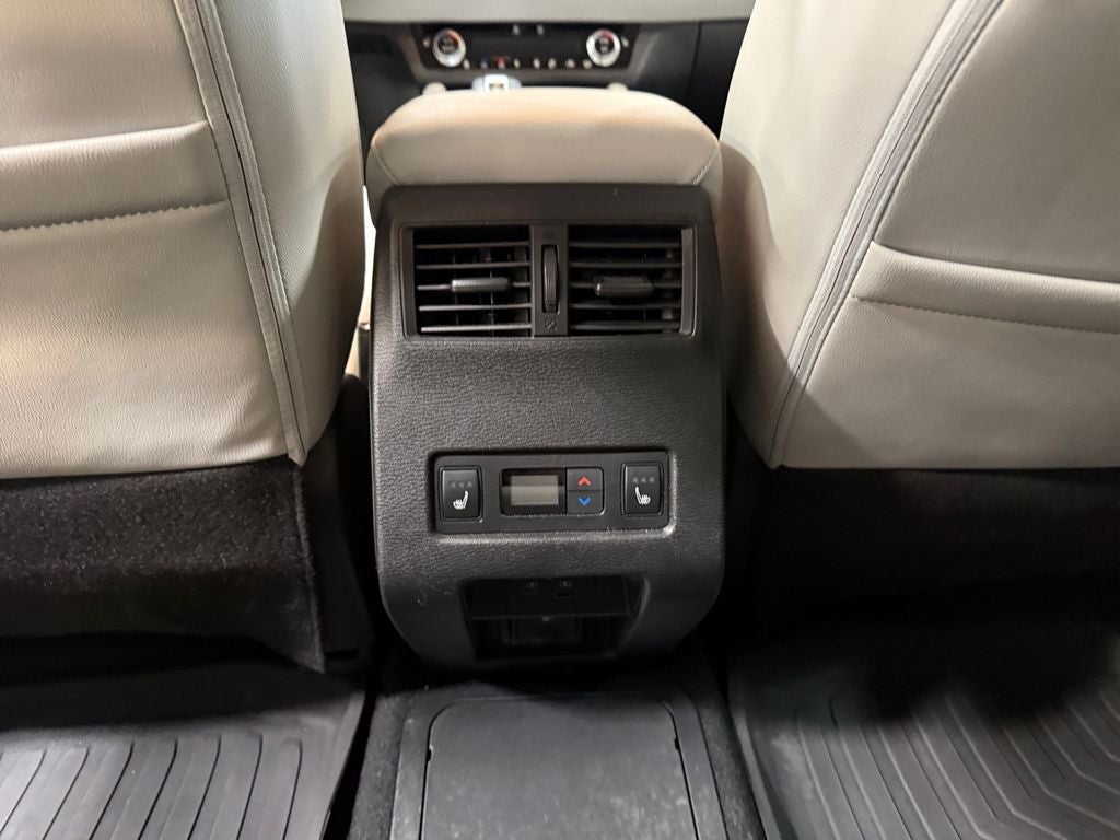 2023 Mitsubishi Outlander PHEV SEL