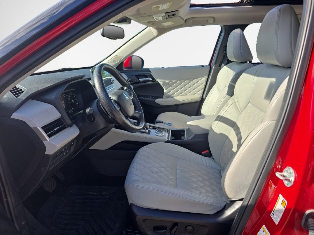 2024 Mitsubishi Outlander PHEV SEL