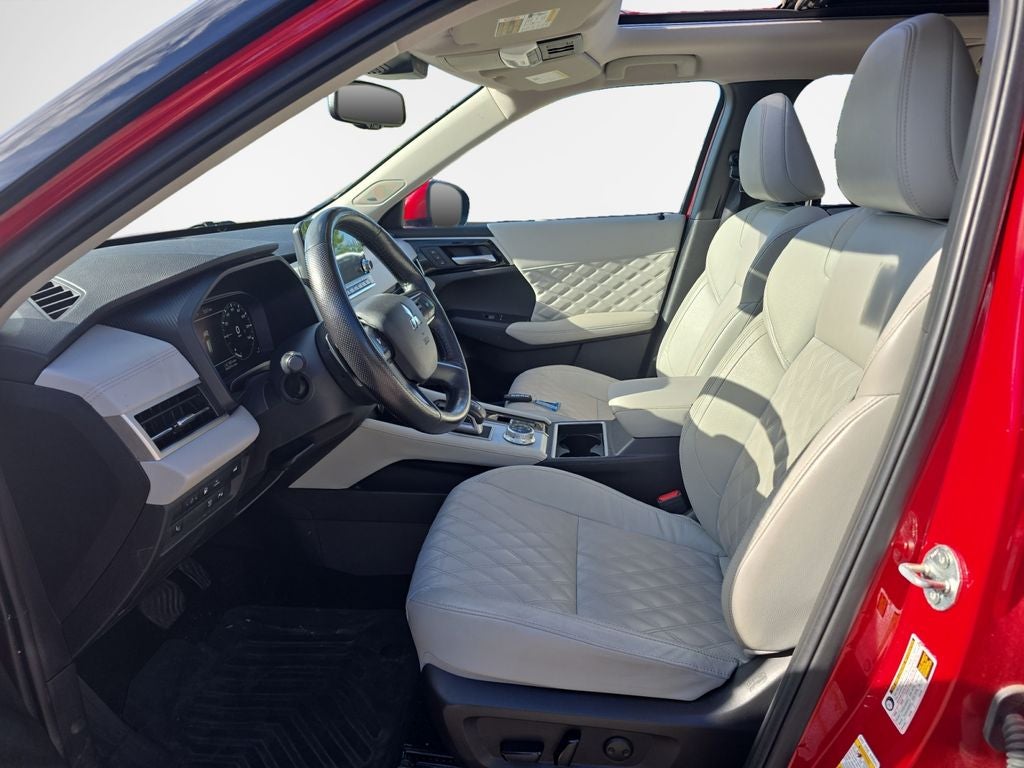 2024 Mitsubishi Outlander PHEV SEL