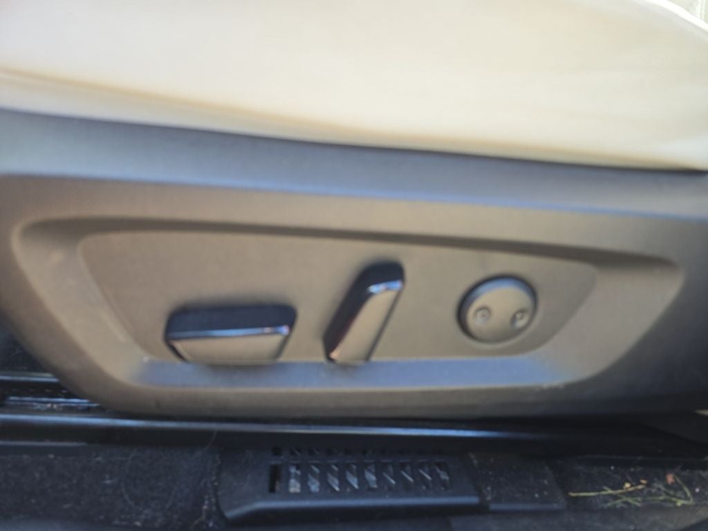 2024 Mitsubishi Outlander PHEV SEL