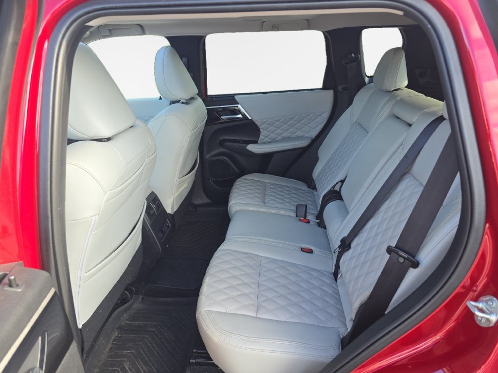 2024 Mitsubishi Outlander PHEV SEL