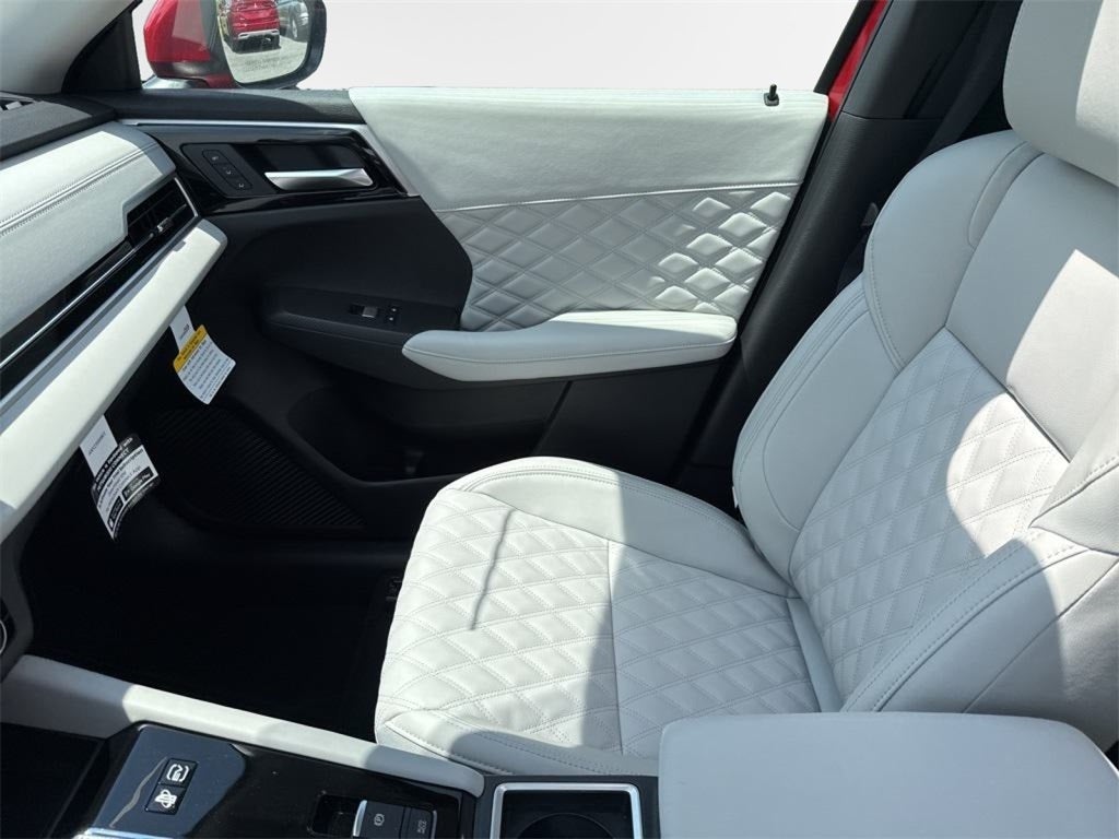 2025 Mitsubishi Outlander PHEV SEL