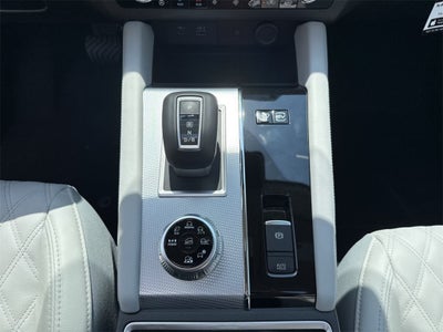 2025 Mitsubishi Outlander PHEV SEL