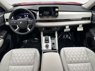 2025 Mitsubishi Outlander PHEV SEL