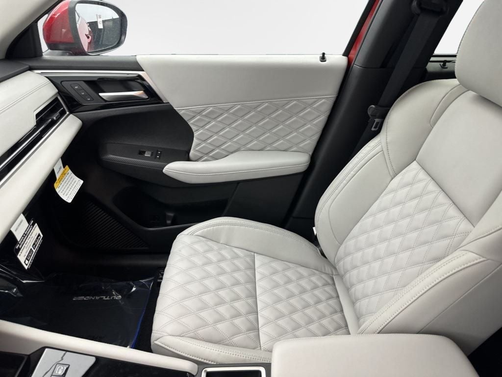 2025 Mitsubishi Outlander PHEV SEL
