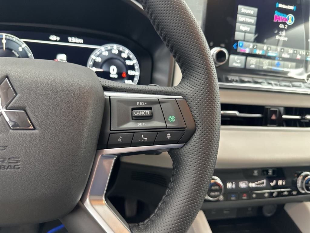 2025 Mitsubishi Outlander PHEV SEL