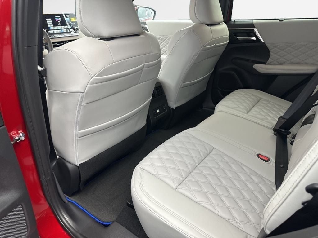 2025 Mitsubishi Outlander PHEV SEL