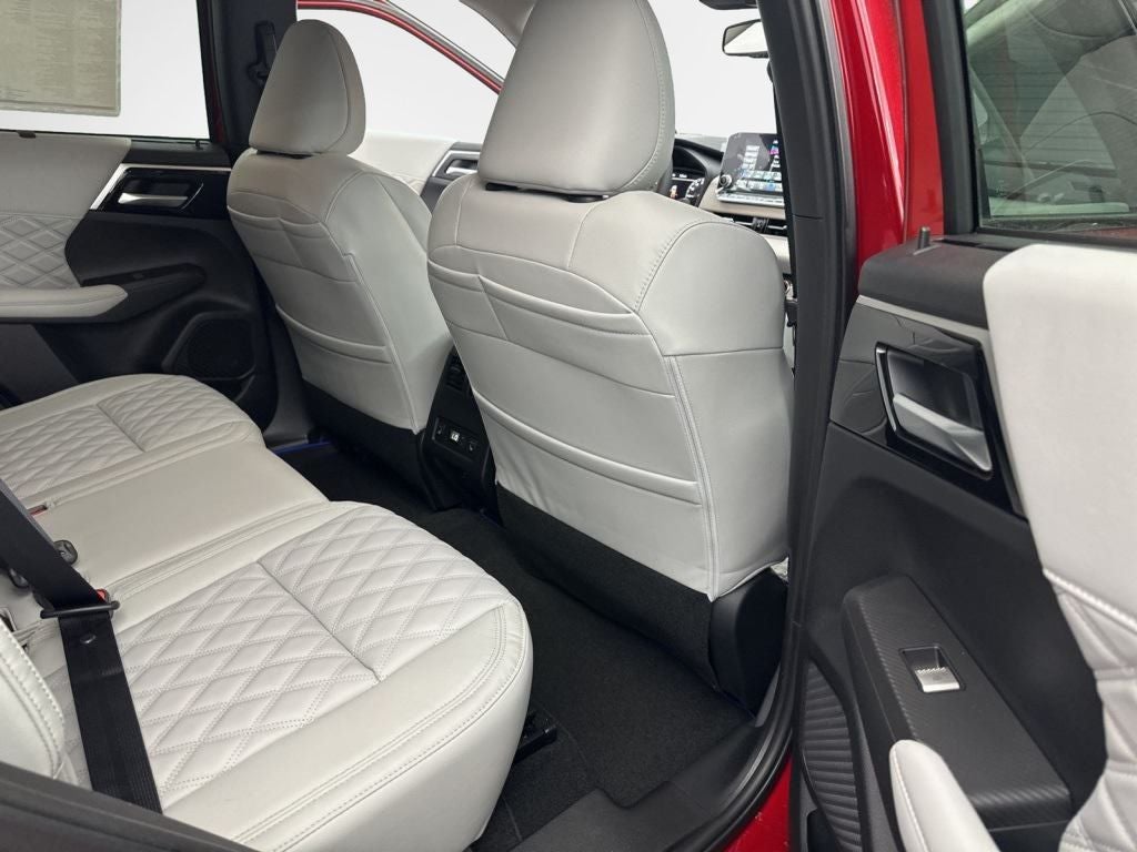 2025 Mitsubishi Outlander PHEV SEL