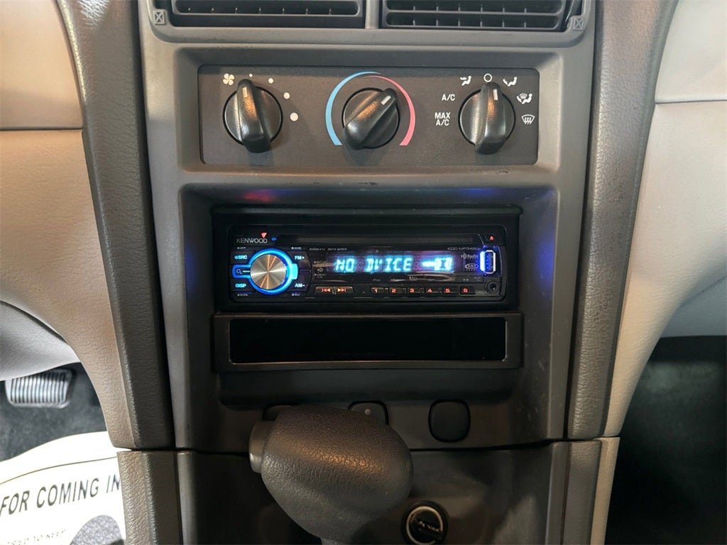 2002 Ford Mustang V6 Deluxe