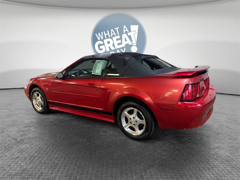 2002 Ford Mustang V6 Deluxe