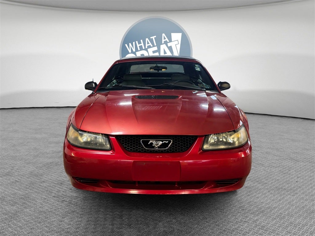 2002 Ford Mustang V6 Deluxe