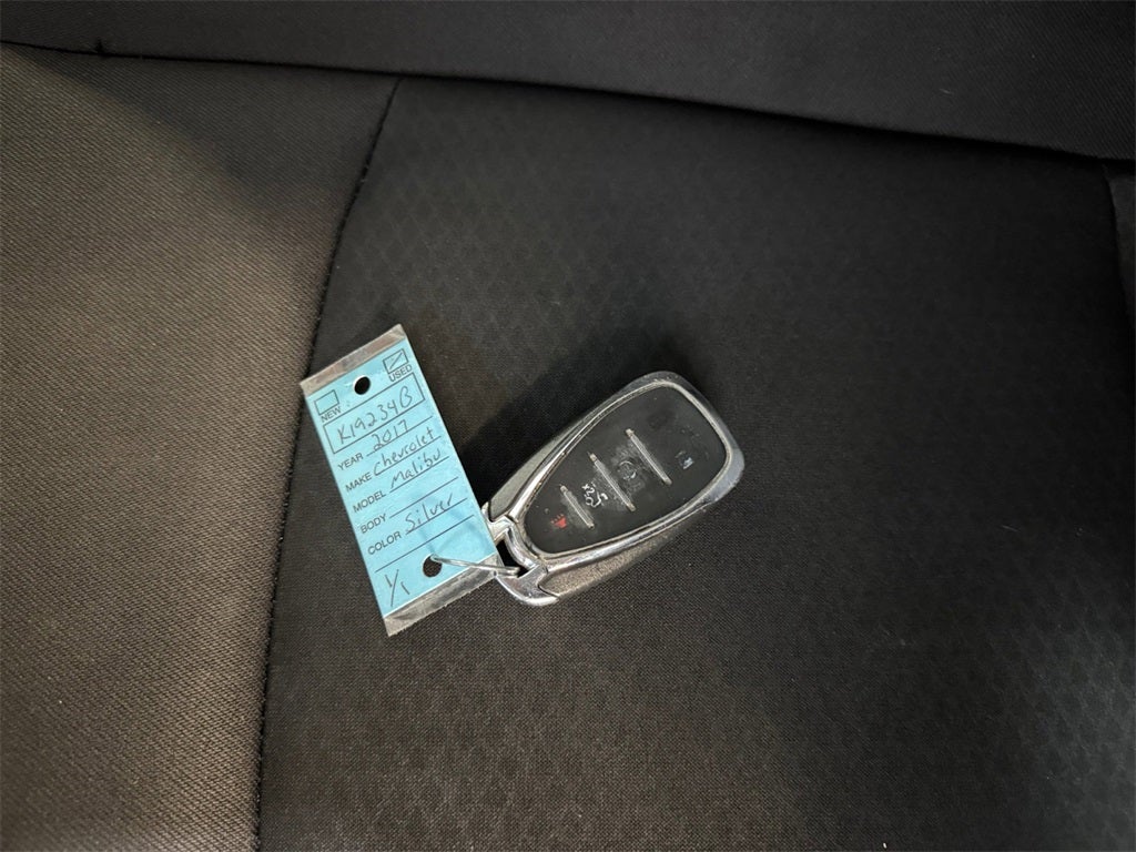 2017 Chevrolet Malibu LT 1LT