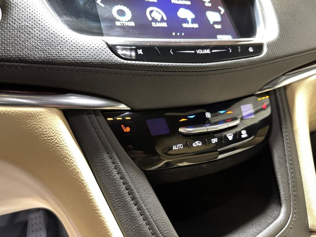 2018 Cadillac XT5 Luxury