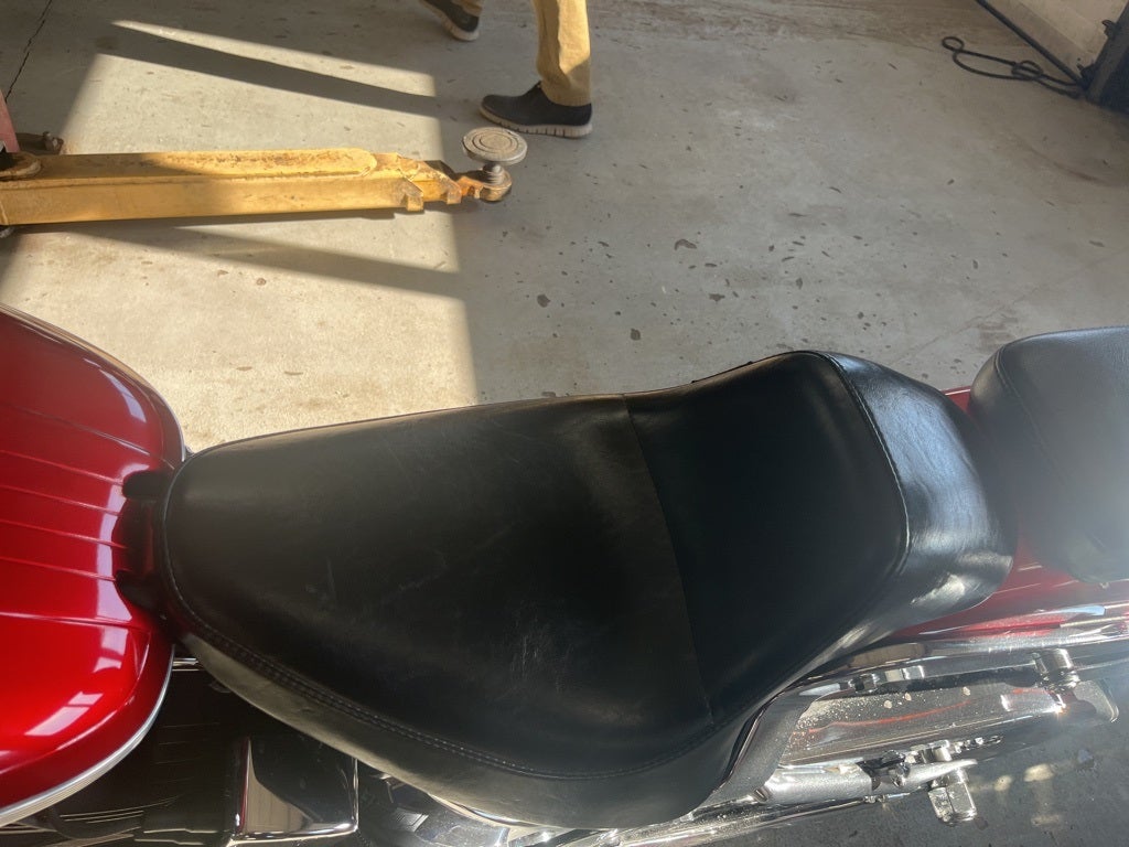2001 Harley-Davidson Softail Base