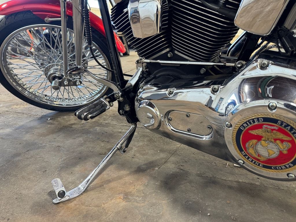 2001 Harley-Davidson Softail Base